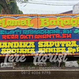 bunga papan pernikahan ucapan selamat berbahagia di Medan