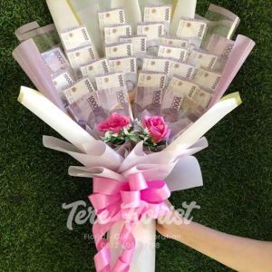 Buket Uang 10 Ribu Bunga Artificial