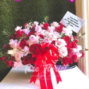 bunga meja ucapan selamat ulang tahun