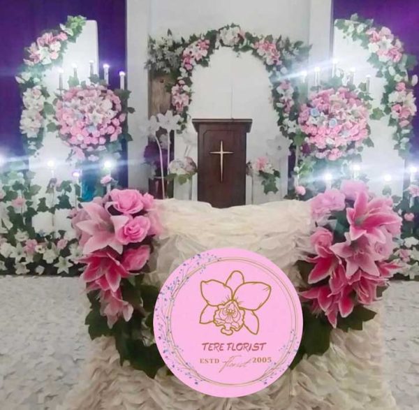 dekor pemberkatan di gereja