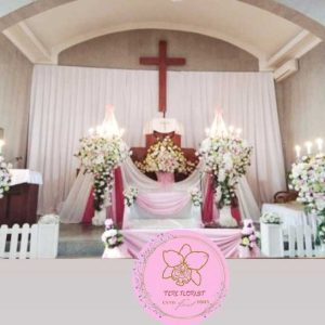 dekorasi pemberkatan pernikahan di gereja