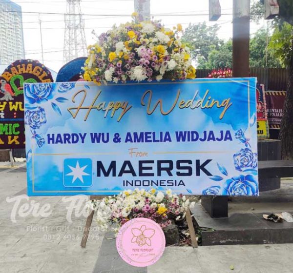 papan bunga digital printing 2 mahkota bunga segar