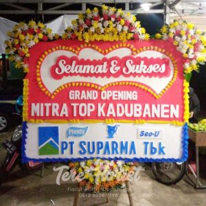 Bunga Papan Jakarta 4 Mahkota Bunga Segar