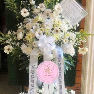 standing flower 2 tingkat untuk acara dukacita