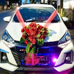 bunga hias mobil pengantin