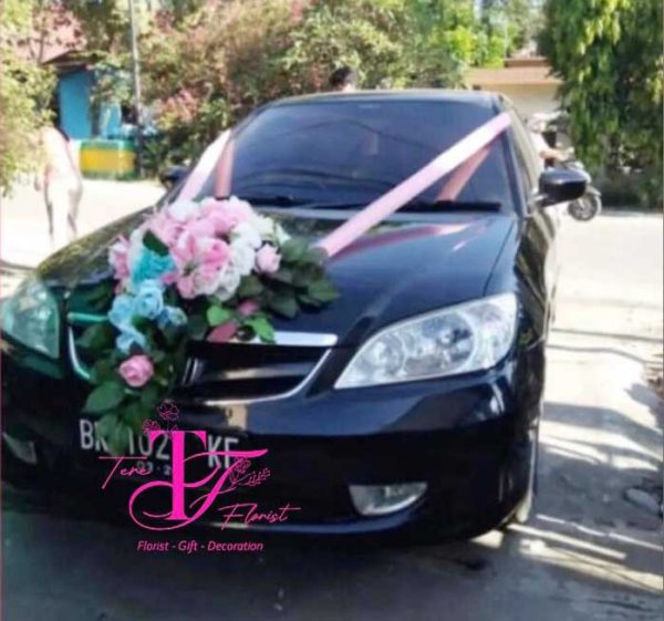 bunga artificial hias mobil pengantin