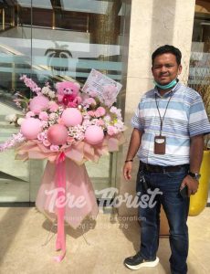 pelanggan-standing-flower-artificial