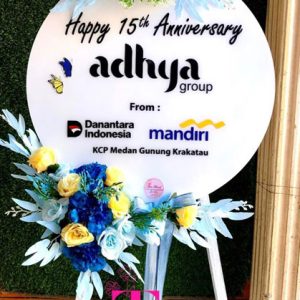 Papan Bunga Akrilik Happy Anniversary