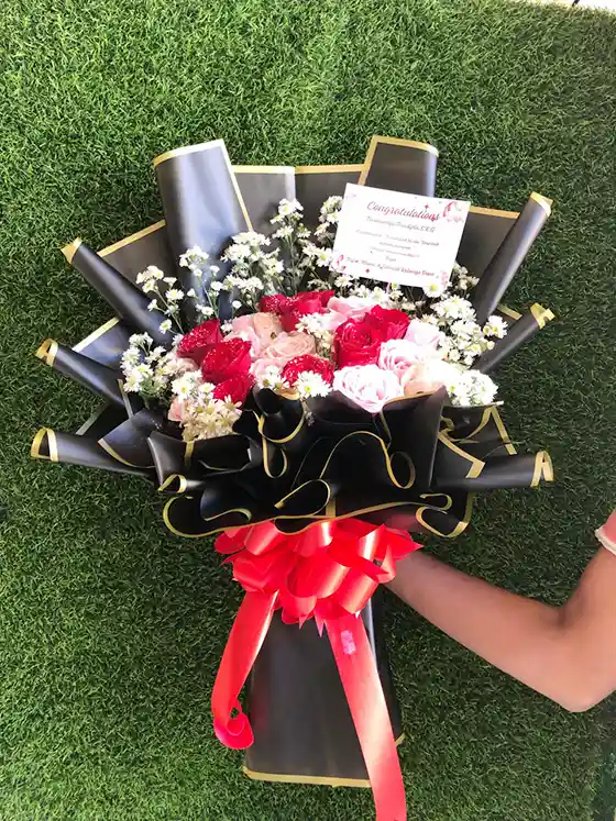 Buket Bunga Segar Congratulations