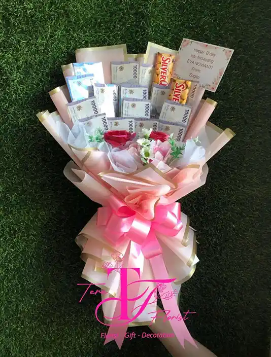 Buket Uang 10 Ribu Ulang Tahun