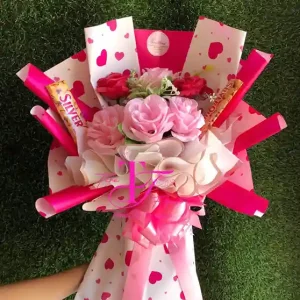 Buket Bunga Artificial Campur Coklat SilverQueen