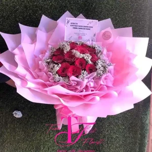 Buket Bunga Segar Mawar Merah