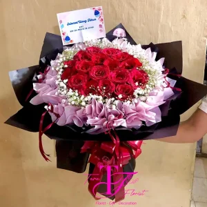 Buket Bunga Segar Mawar Merah Ulang Tahun