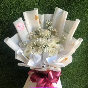 Buket Bunga Segar Mawar Putih
